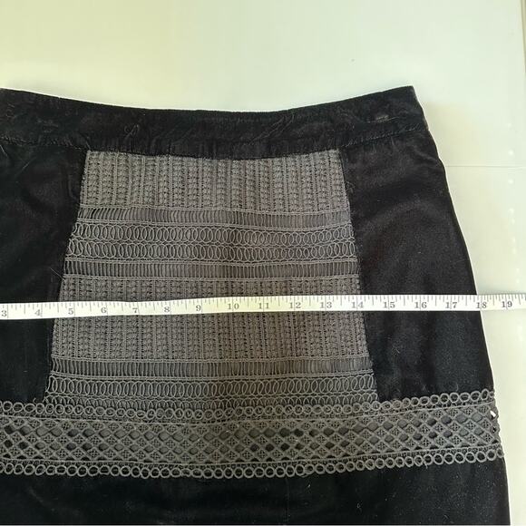 Topshop Black Velvet Lace Crochet High Waisted Mini Skirt A line Floral Sz 6 (S) - Picture 6 of 10